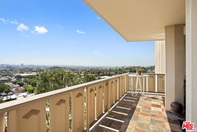 4455 Los Feliz Boulevard 1105, Los Angeles, CA 90027