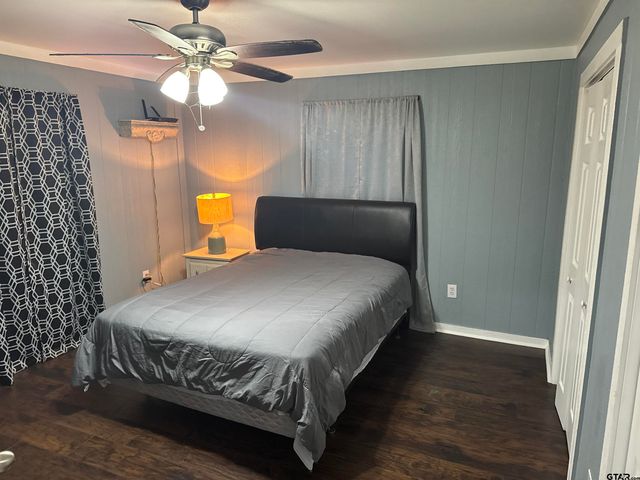 511 W Redwood, Campbell, TX 75422