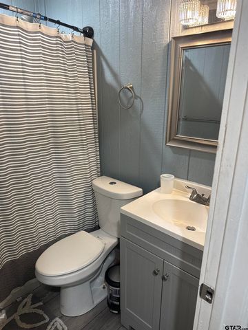 511 W Redwood, Campbell, TX 75422