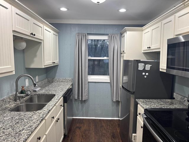 511 W Redwood, Campbell, TX 75422