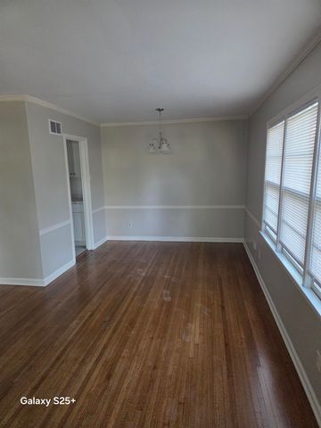 4928 WILLOW RD, Memphis, TN 38117
