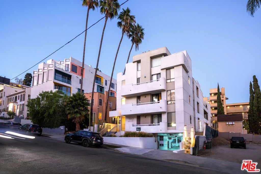 1912 Whitley Avenue, Los Angeles, CA 90068 — photo 2