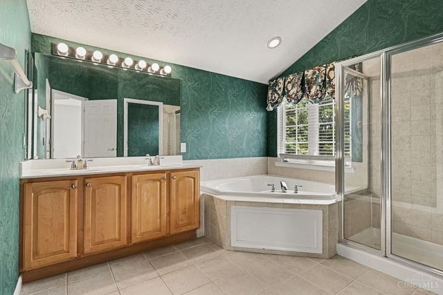 1301 Harvest Run Drive, Lebanon, OH 45036