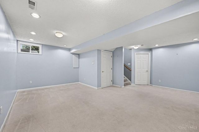 1301 Harvest Run Drive, Lebanon, OH 45036