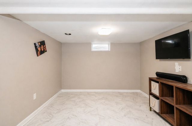 142 Brookline St, Lynn, MA 01902