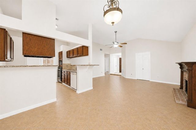 7518 Alcomita Drive, Houston, TX 77083