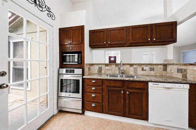 7518 Alcomita Drive, Houston, TX 77083