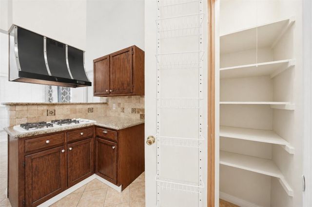 7518 Alcomita Drive, Houston, TX 77083