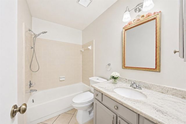 7518 Alcomita Drive, Houston, TX 77083