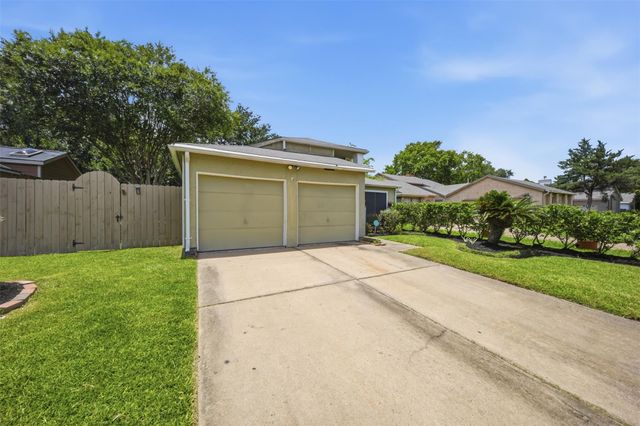 7518 Alcomita Drive, Houston, TX 77083