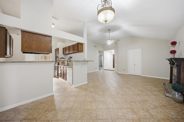 7518 Alcomita Drive, Houston, TX 77083