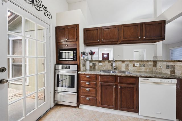 7518 Alcomita Drive, Houston, TX 77083