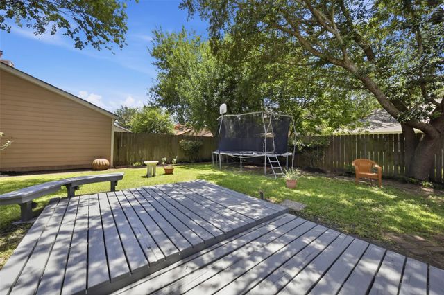 7518 Alcomita Drive, Houston, TX 77083