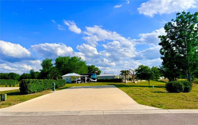 4982 SE 92ND BOULEVARD, Webster, FL 33597