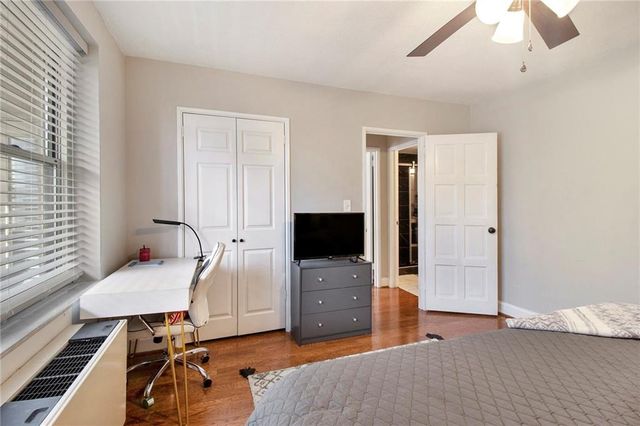 300 W Peachtree Street 21K, Atlanta, GA 30305