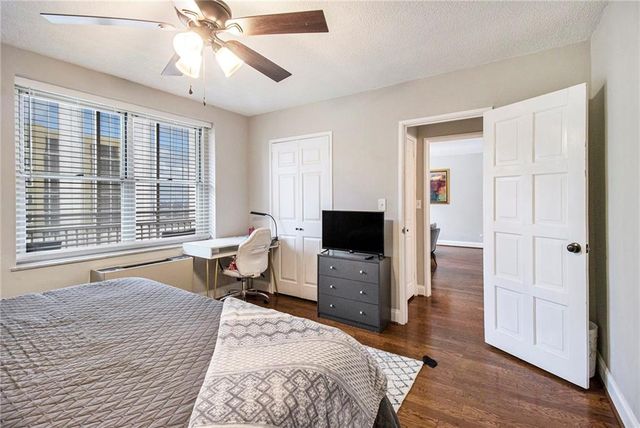 300 W Peachtree Street 21K, Atlanta, GA 30305