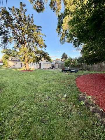 2842 Rhodes Avenue, Melrose Park, IL 60164