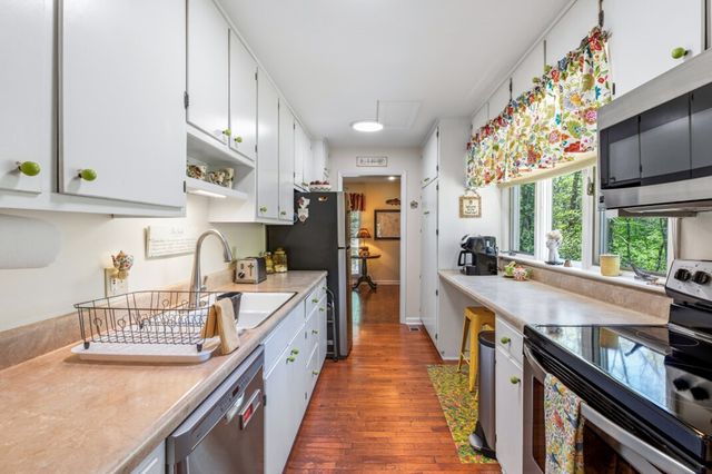 7904 Mr. Bert Road, Hiawassee, GA 30546