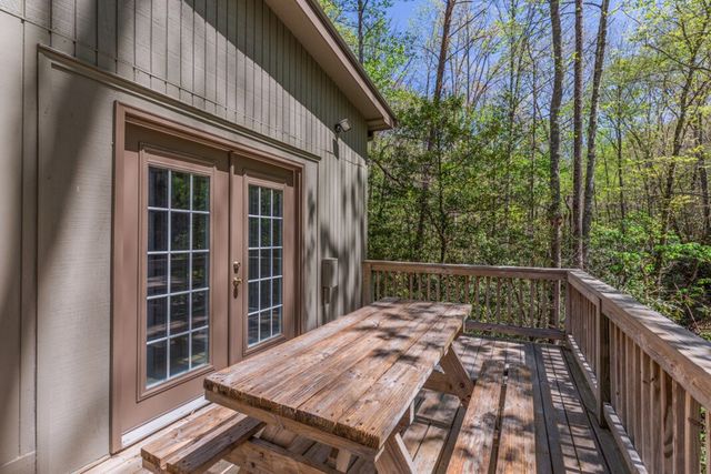 7904 Mr. Bert Road, Hiawassee, GA 30546