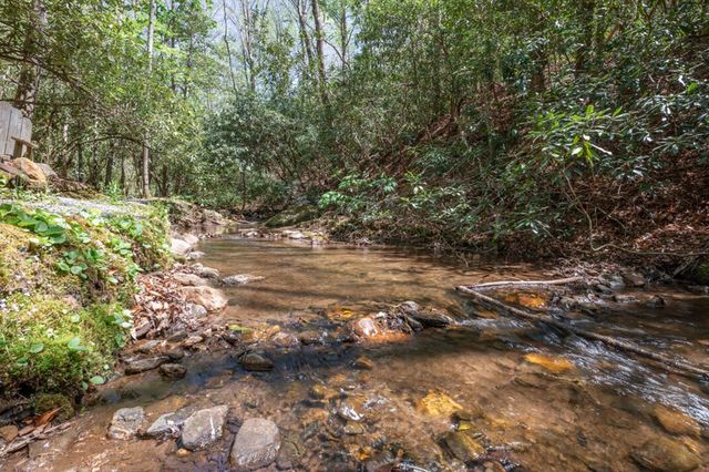 7904 Mr. Bert Road, Hiawassee, GA 30546