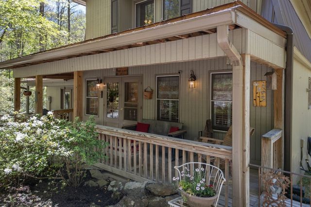 7904 Mr. Bert Road, Hiawassee, GA 30546