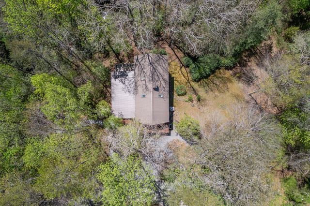 7904 Mr. Bert Road, Hiawassee, GA 30546