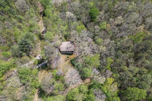 7904 Mr. Bert Road, Hiawassee, GA 30546
