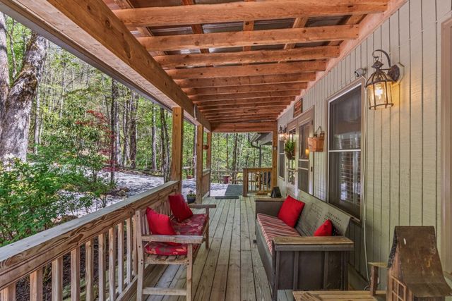 7904 Mr. Bert Road, Hiawassee, GA 30546