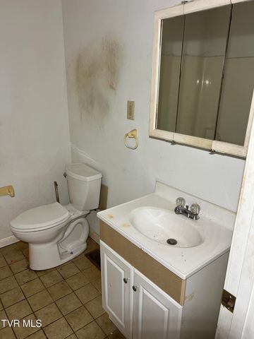 907 Riverside Avenue, Kingsport, TN 37660