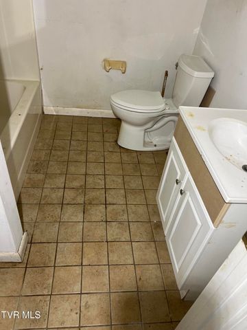 907 Riverside Avenue, Kingsport, TN 37660