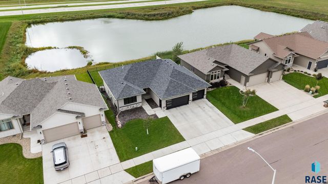 3513 E Sage Grass St Street, Sioux Falls, SD 57108