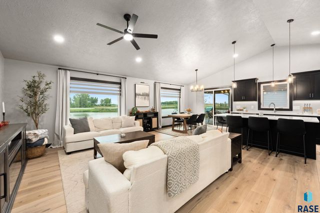 3513 E Sage Grass St Street, Sioux Falls, SD 57108