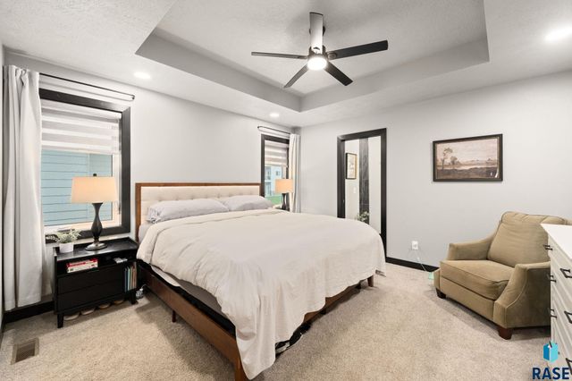 3513 E Sage Grass St Street, Sioux Falls, SD 57108