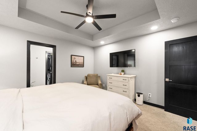 3513 E Sage Grass St Street, Sioux Falls, SD 57108