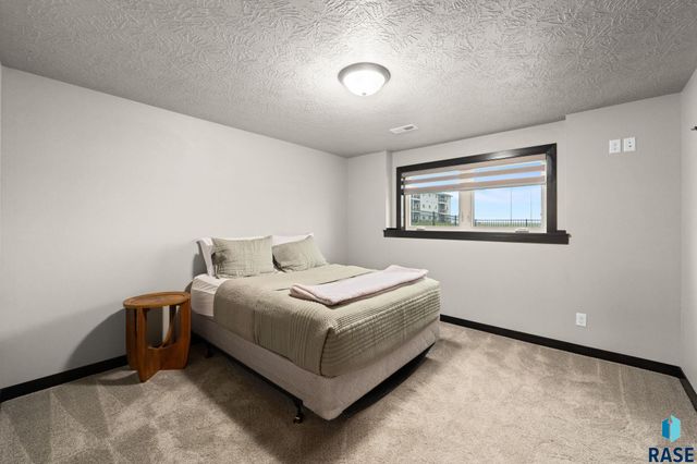 3513 E Sage Grass St Street, Sioux Falls, SD 57108