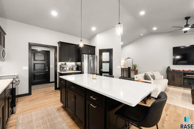 3513 E Sage Grass St Street, Sioux Falls, SD 57108