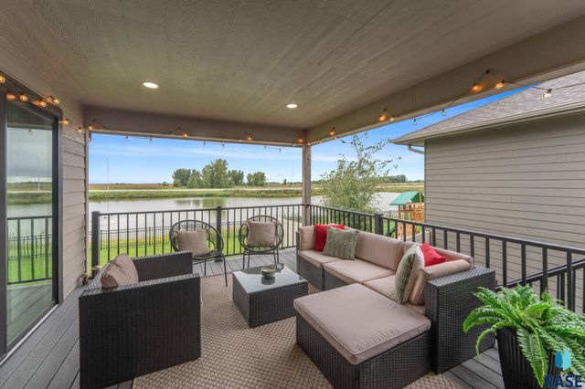 3513 E Sage Grass St Street, Sioux Falls, SD 57108
