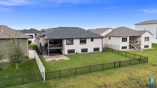 3513 E Sage Grass St Street, Sioux Falls, SD 57108