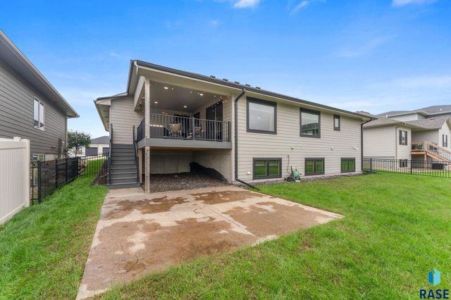 3513 E Sage Grass St Street, Sioux Falls, SD 57108