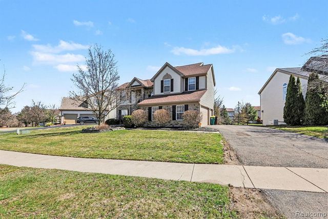 13805 Pond Bluff Drive, Van Buren, MI 48111