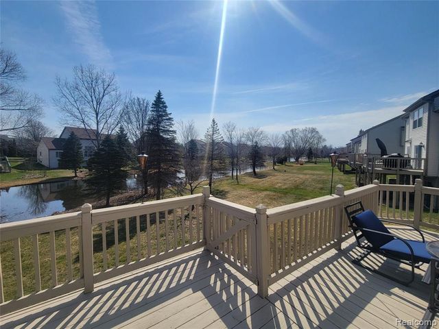 13805 Pond Bluff Drive, Van Buren, MI 48111