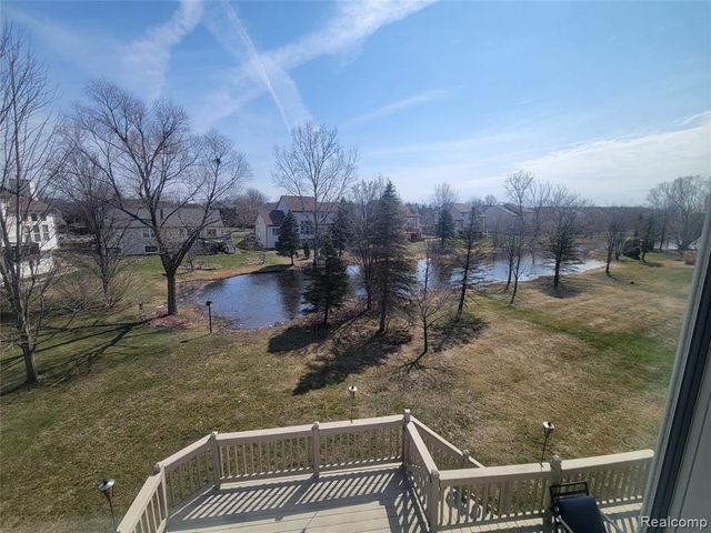 13805 Pond Bluff Drive, Van Buren, MI 48111