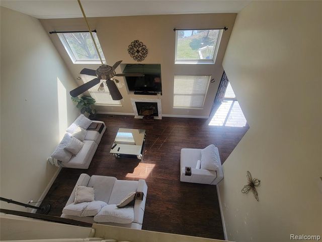 13805 Pond Bluff Drive, Van Buren, MI 48111