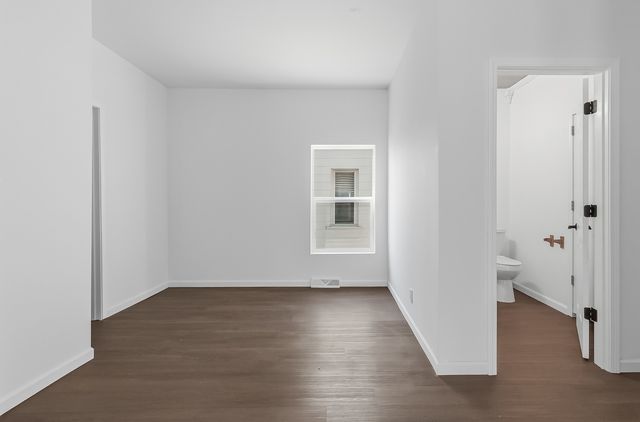 2015 W 5th Street, Davenport, IA 52802