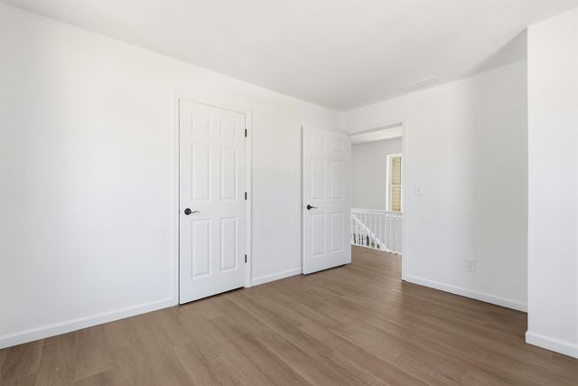 2015 W 5th Street, Davenport, IA 52802