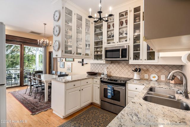 423 Handy'S Point Lane, Bath, NC 27808