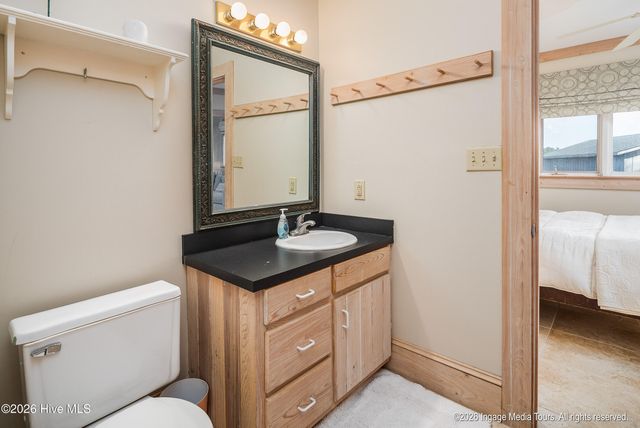 423 Handy'S Point Lane, Bath, NC 27808