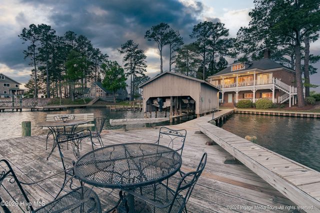 423 Handy'S Point Lane, Bath, NC 27808