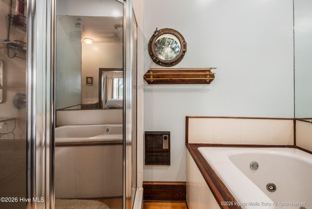423 Handy'S Point Lane, Bath, NC 27808