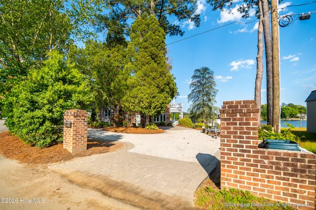 423 Handy'S Point Lane, Bath, NC 27808
